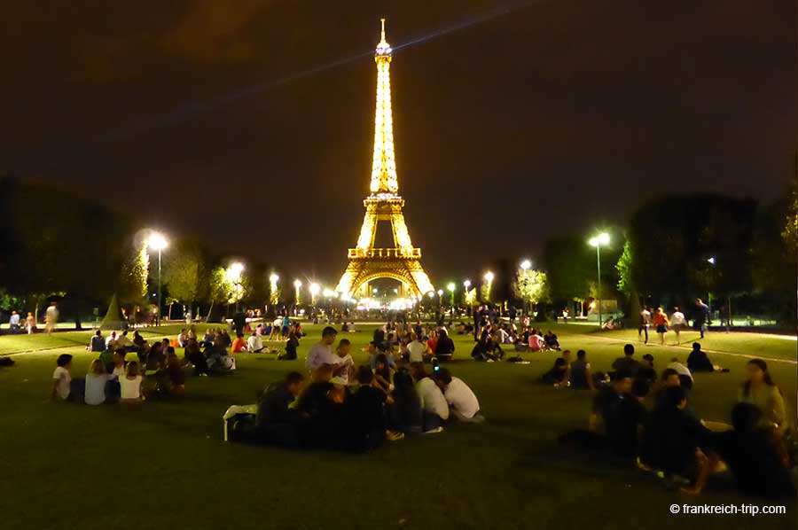 Eiffelturm Wahrzeichen von Paris Infos Fotos Preise