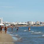 Blick vom Strand auf La Grande-Motte