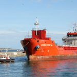 Frachtschiff bei Les-Sables-d'Olonne