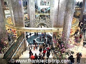 Champs-Elysées Concept store Galeries Lafayette