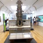 Elektronen-Mikroskop von Siemens 1973 - Arts et Métiers in Paris
