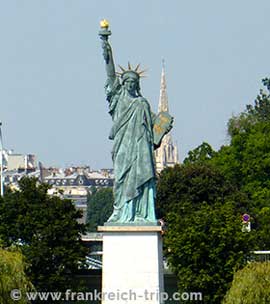 Freiheitsstatue in Paris