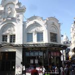 Blick auf Montmartre von Metro Anvers