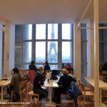 Café mit Blick auf Eiffelturm - Musée de l'homme