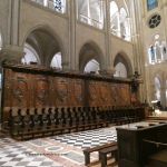Eichenstühle in Notre-Dame