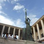 Statue - Palais de Tokyo