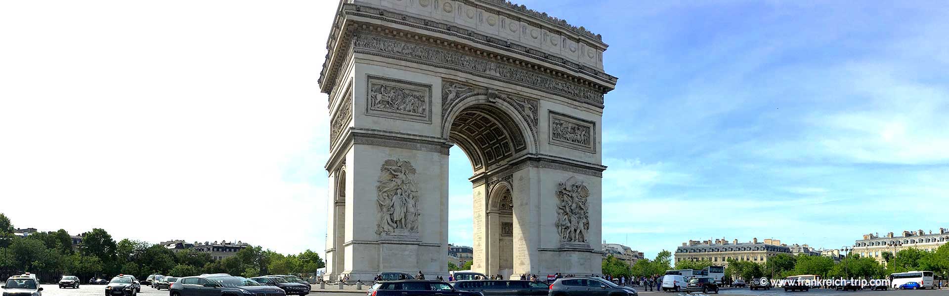 Paris Sehenswürdigkeiten Triumphbogen verpackt von Christo